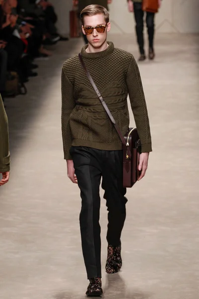 Look 23